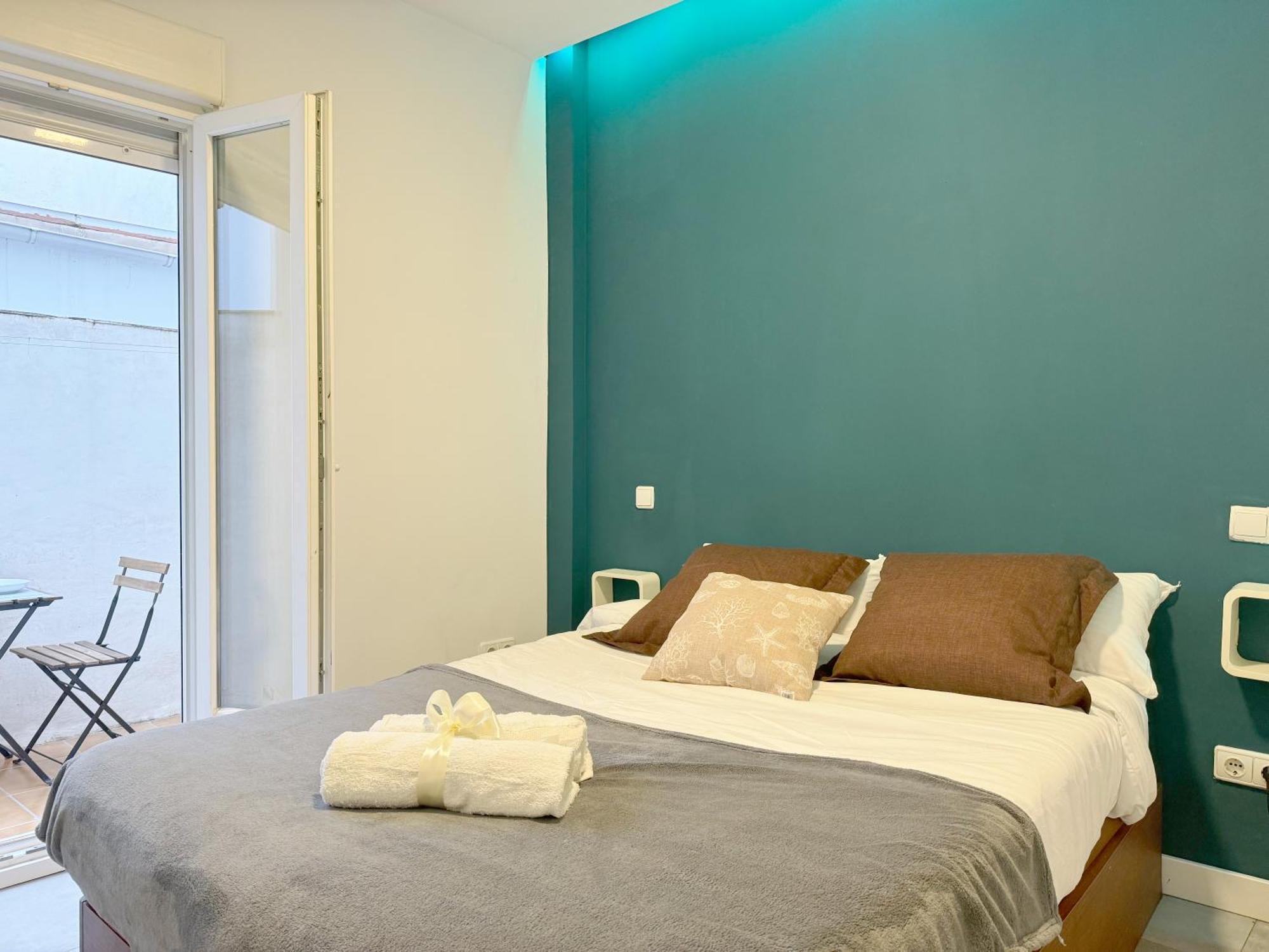Luminoso, Con Patio Y Buena Zona Apartment Мадрид Екстериор снимка